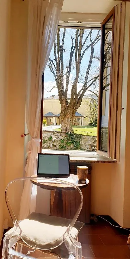 Casa Moren Apartment Borno Italia