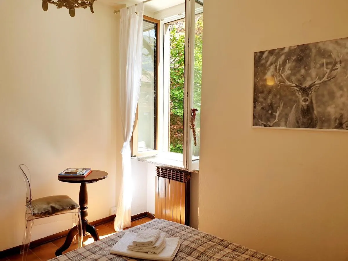 Casa Moren Apartment Borno Italia
